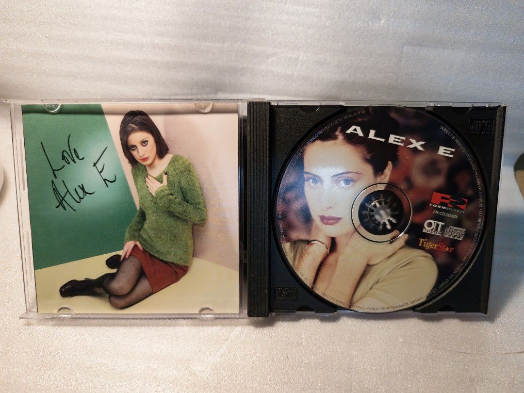 Alex E (Category: CDs & DVDs) located in Singapore. Submitted by oldoldtimes (Listing ID 1463867759, Image 3). Description: light scratch.