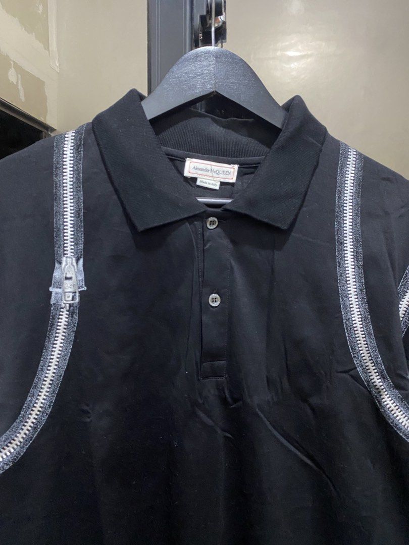 Alexander Mcqueen (Category: Tshirts & Polo Shirts ) located in Manila. Submitted by vizcarrach03925 (Listing ID 1463896088, Image 2). Description: .