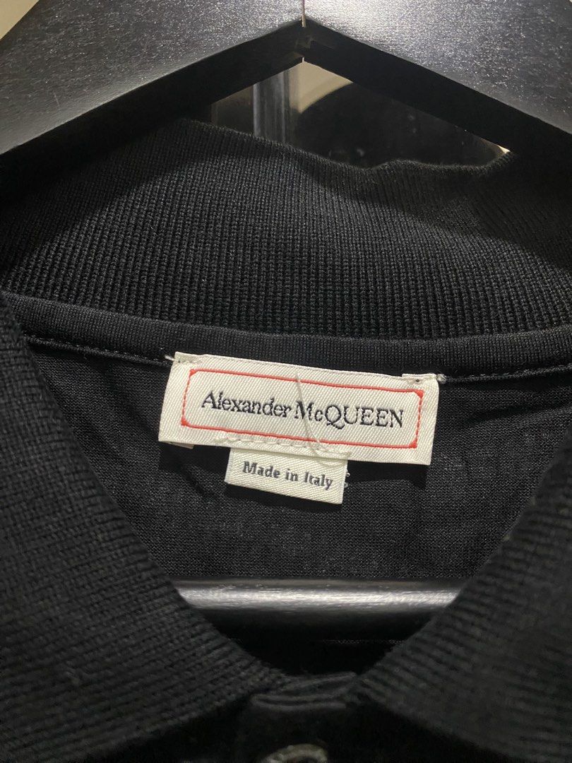 Alexander Mcqueen (Category: Tshirts & Polo Shirts ) located in Manila. Submitted by vizcarrach03925 (Listing ID 1463896088, Image 3). Description: .