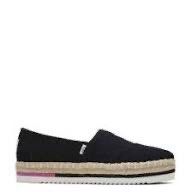 Alpargata Platform Rope Espadrilles Black (Category: Sneakers) located in Santa Rita. Submitted by krizzzzzzia (Listing ID 1463858301, Image 1). Description: Black Espadrilles 🖤 Used once only — like new / almost brand new condition ✨ No visible signs of use. In very good condition. 📌 Condition: 9.5/10 📌 Used: Once 📌 Color: Black 📌 Size: 7 US .