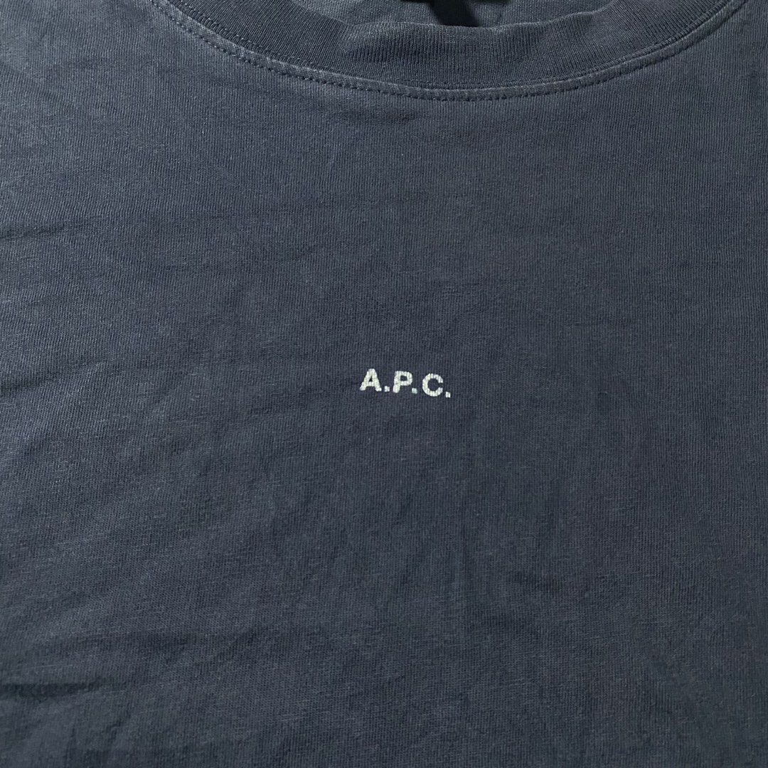 A.P.C Rue Madame Paris (Category: Formal Shirts) located in Batad. Submitted by .dresshttps (Listing ID 1463784456, Image 2). Description: Width: 22 Length: 28 Like new No flaws.