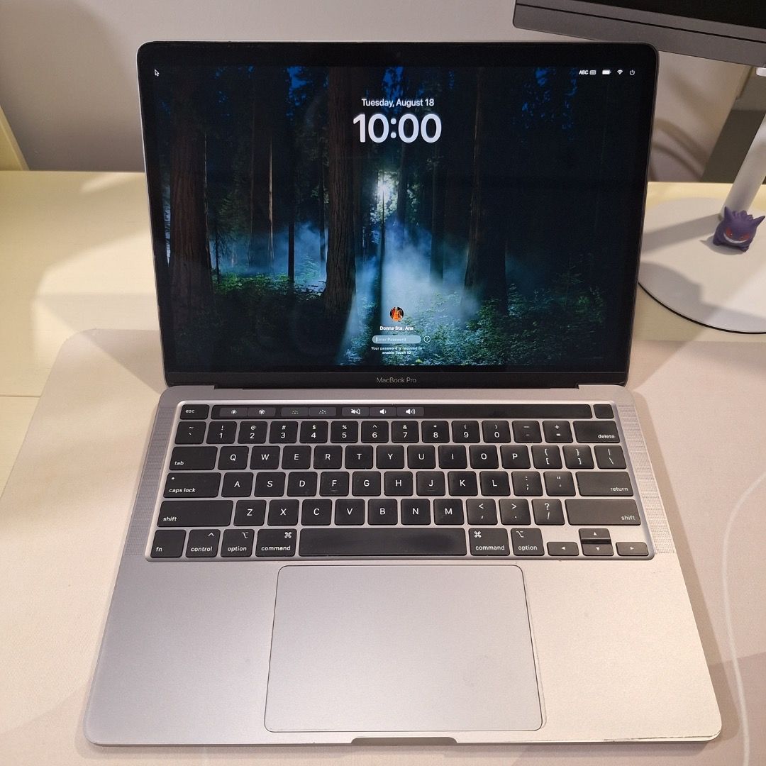 Apple MacBook Pro 13-inch 2020 Intel Core i5 (Category: Laptops & Notebooks) located in Taguig. Submitted by dailyfish (Listing ID 1463755479, Image 1). Description: MacBook Pro 13-inch 2020 i5 Space Gray 8GB/ 256GB macOS Sequoia 15.7.7 (updatable to 15.8) Includes charger, cable, and box Battery service recommended - working battery but drains faster and prone to loud fan - battery life 4 hours from 100% to 50% running on Netflix. 665 cycle coun
