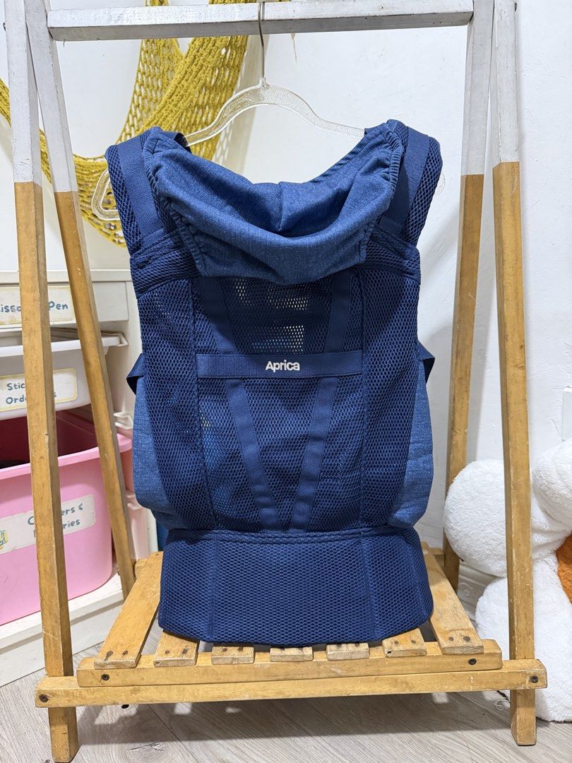 Aprica Colan Carrier (Category: Carriers & Slings) located in Santa Maria. Submitted by babyshowearph_official (Listing ID 1463808993, Image 1). Description: .