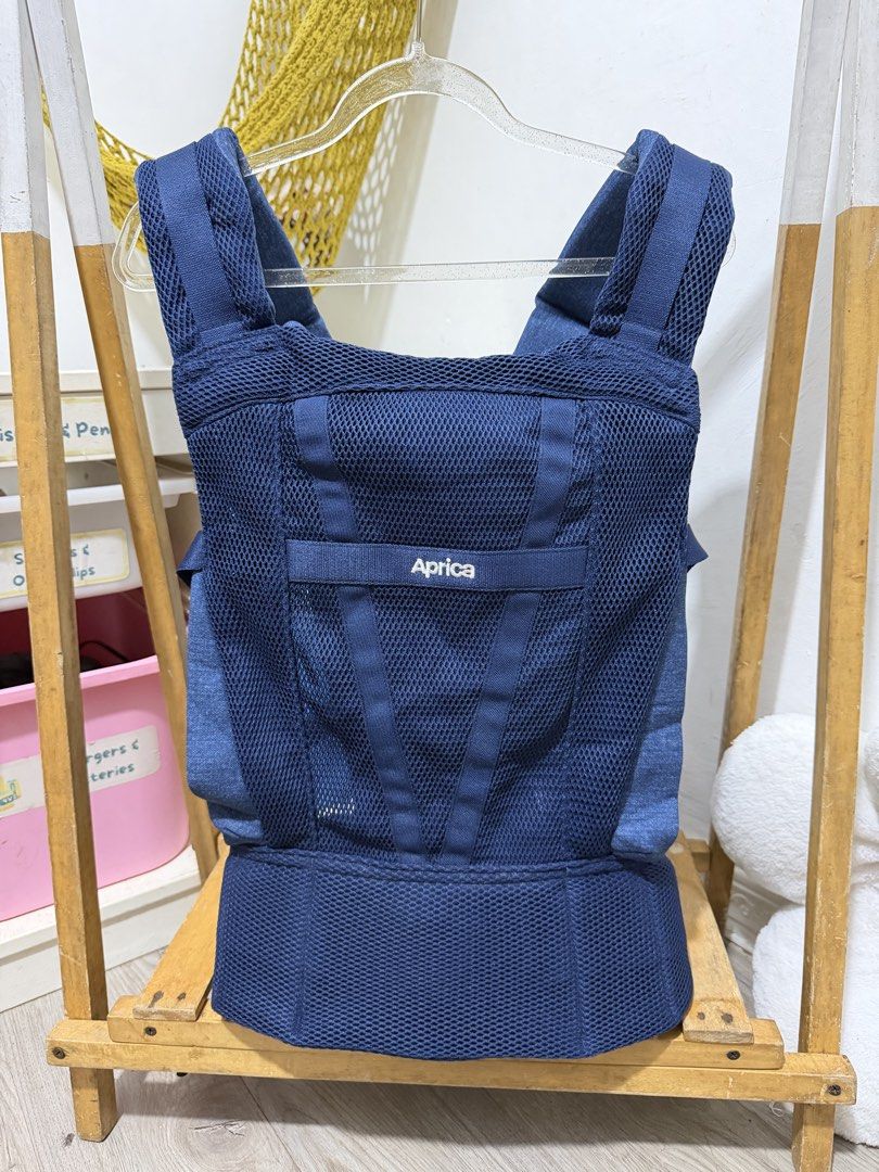 Aprica Colan Carrier (Category: Carriers & Slings) located in Santa Maria. Submitted by babyshowearph_official (Listing ID 1463808993, Image 3). Description: .