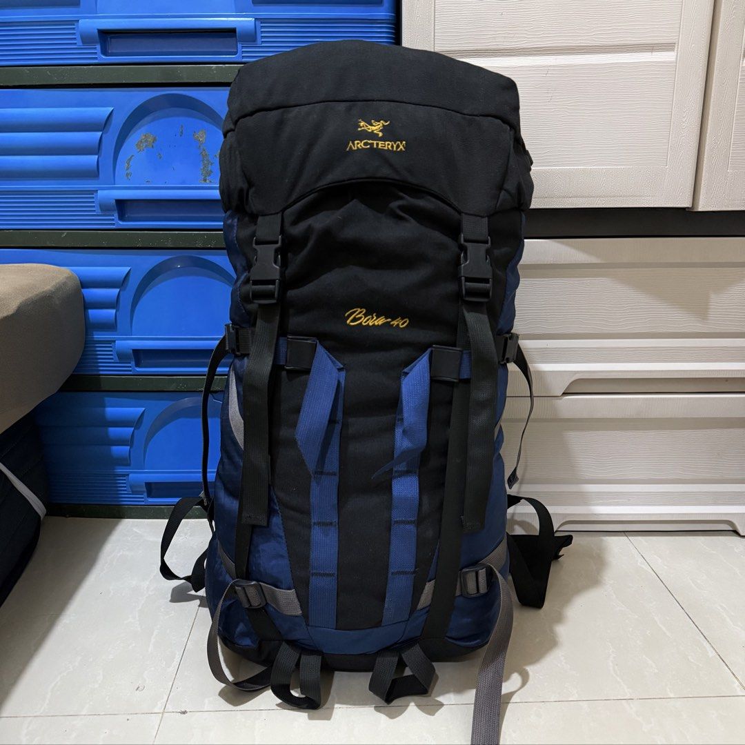 Arc’teryx Bora 40L Blue Black Hiking Backpack (Category: Backpacks) located in Cavite. Submitted by kalebfindsluxs (Listing ID 1463926460, Image 2). Description: Arc’teryx Bora 40L Blue Black Hiking Backpack Good condition Sign of usage Check details - 2k + sf Loc cavite Jnt / lalamove .