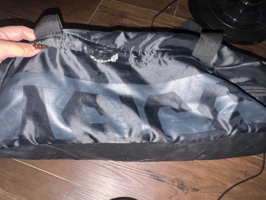 ASICS 3 Way Bag (Category: Backpacks) located in Quezon City. Submitted by mkl.p (Listing ID 1463882462, Image 1). Description: - og asics (got it for 3k+) - can be a backpack, duffle bag, sling/gym/training bag - slightly used only - NO flaws - with front pocket - with shoe pocket - no pockets inside - all zippers working - adjustable straps loc timog qc.