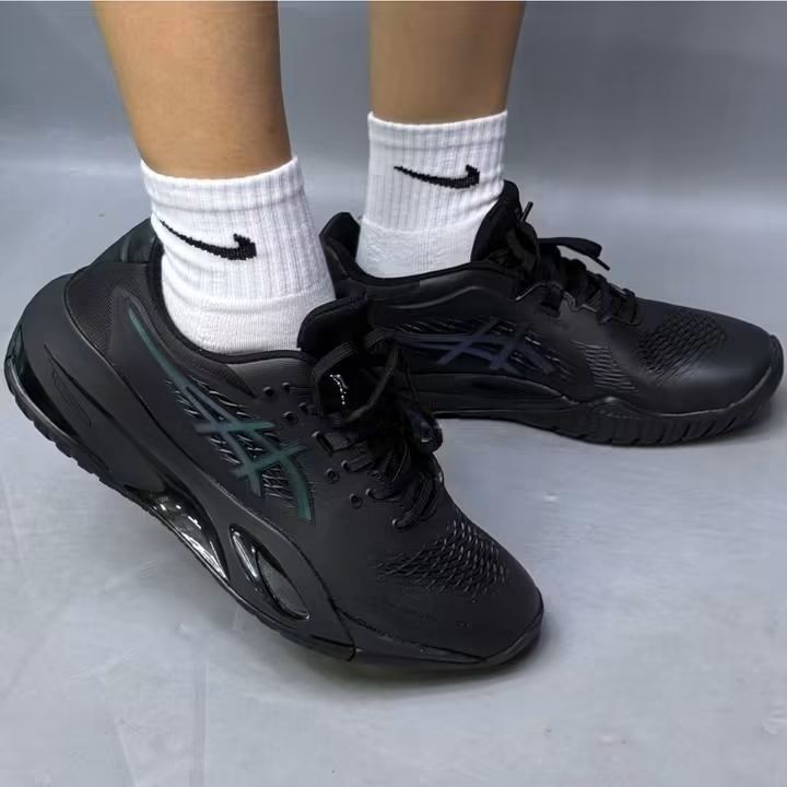 Asics resolution 10 "Black metallic" 🛒🛒🛒 (Category: Sneakers) located in Manila. Submitted by josier_181 (Listing ID 1463833639, Image 3). Description: Available now Ma'am/Sir Pm for more details Your order via lalamove COD or GCASH payment. Kung anong nasa post ko po yun po mismo ang dadating na item sa inyo 💯 Good quality and condition Thank you and God bless Womens Size Guide 5US - 36 EU/FR - 22CM 6US - 37 EU/FR - 23CM 6.5US - 37.5 EU/FR -