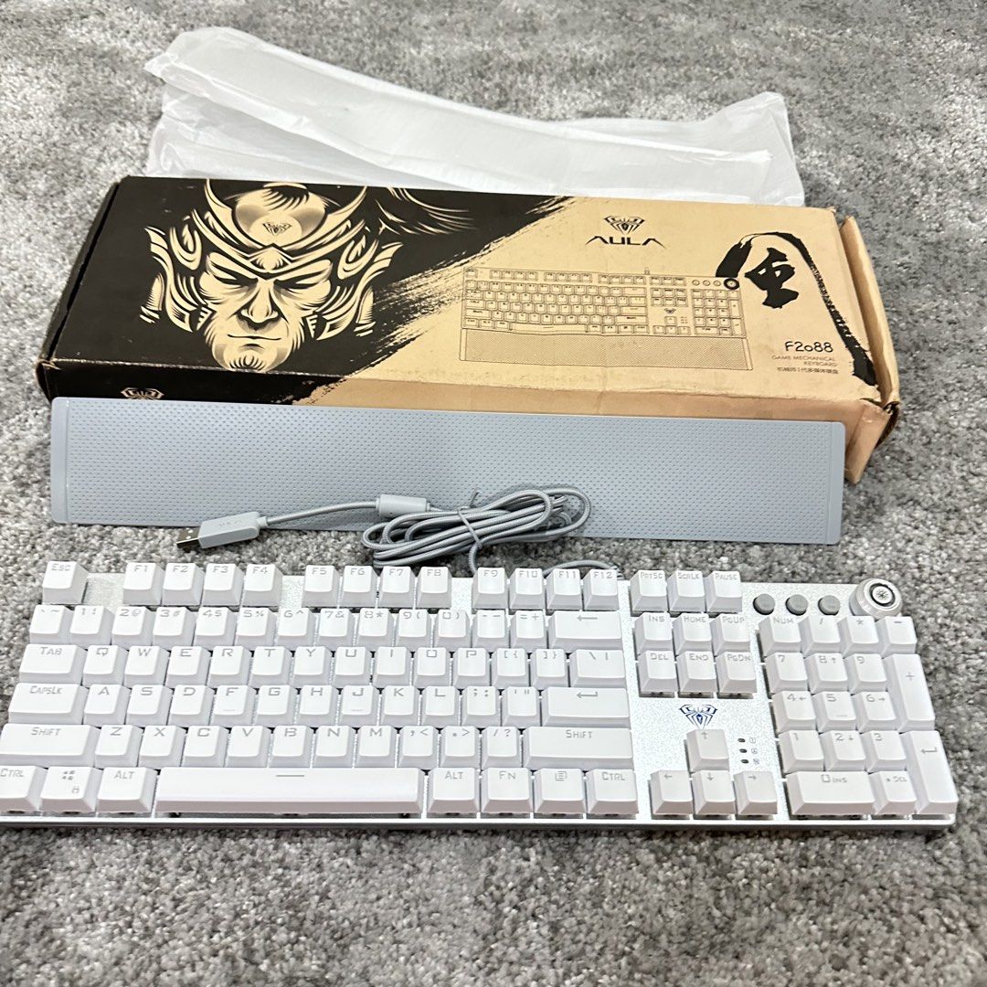 AULA F2088 Game Mechanical Keyboard White (Category: Computer Keyboard) located in Paranaque City. Submitted by changingclassic (Listing ID 1463926642, Image 2). Description: AULA F2088 Mechanical Keyboard -New -unused -rfs: Decluttering DM FOR INTERESTED.
