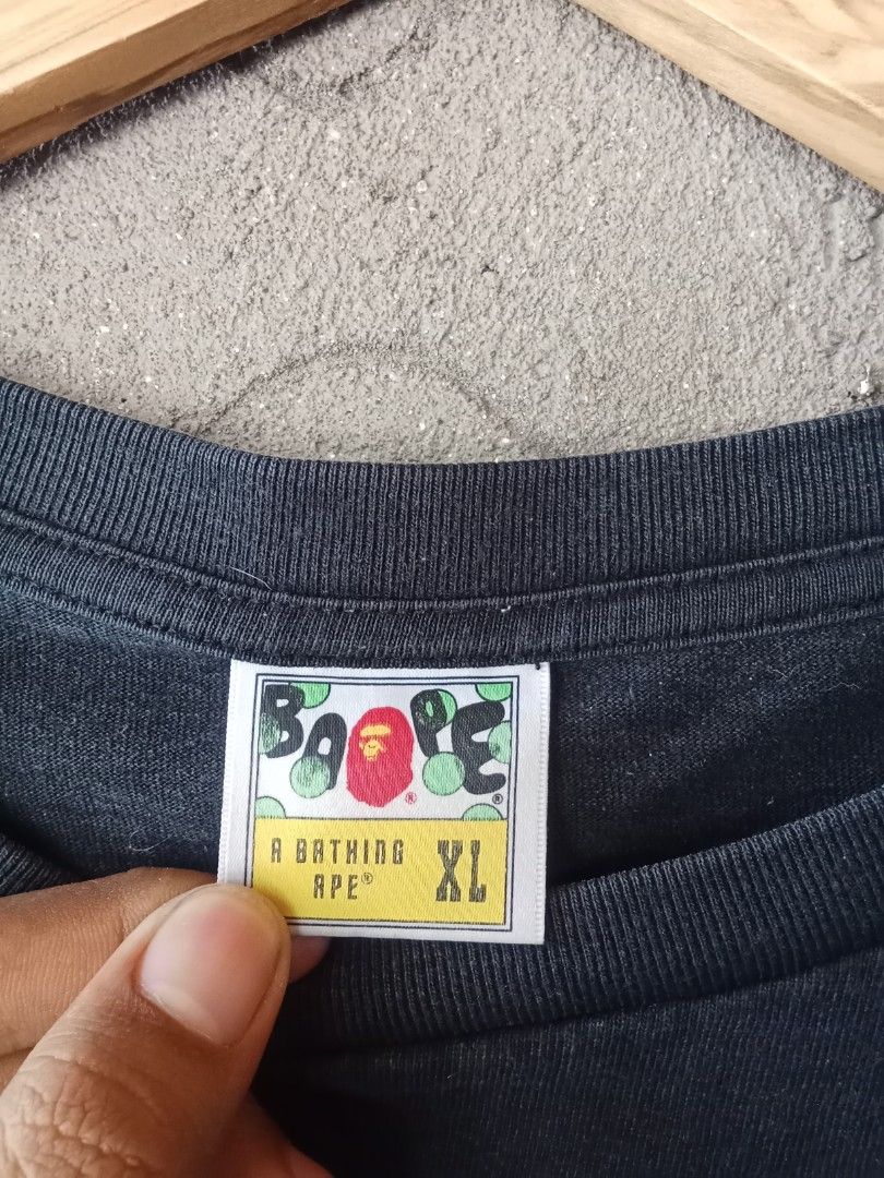 AUTHENTIC BAPE COLLEGE TEE (Category: Tshirts & Polo Shirts ) located in Bayombong. Submitted by ern__ygr15 (Listing ID 1463746871, Image 2). Description: good condition issue hairlines only W23×L28 color rate 10/10.