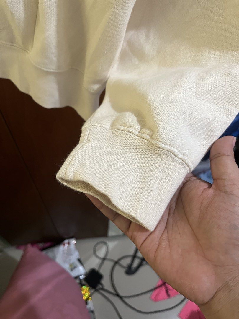 Authentic Essentials Fear of God Hoodie Jacket (Category: Coats, Jackets and Outerwear) located in Manila. Submitted by syno0 (Listing ID 1463866367, Image 3). Description: .