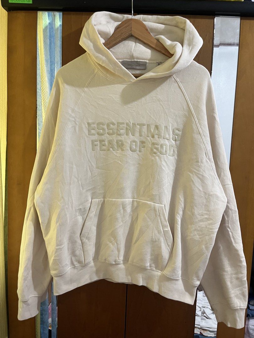 Authentic Essentials Fear of God Hoodie Jacket (Category: Coats, Jackets and Outerwear) located in Manila. Submitted by syno0 (Listing ID 1463866367, Image 1). Description: .