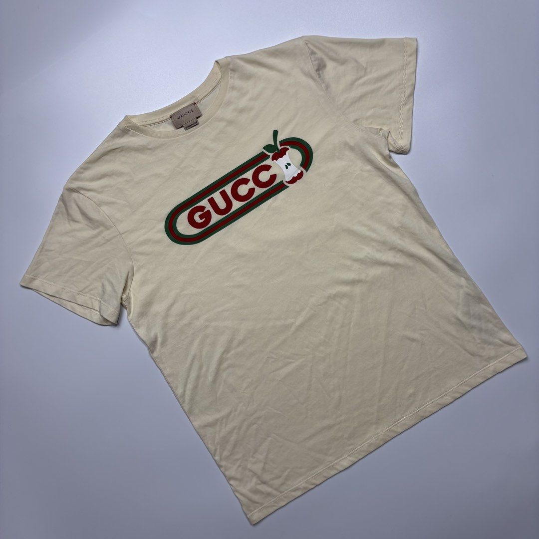 Authentic Gucci Apple (Category: Luxury Apparel) located in Abucay. Submitted by alvinthrif57836 (Listing ID 1463809570, Image 2). Description: Authentic Gucci Apple ‎_______________________ ‎Size: 12 ‎(Measured by Inches) ‎Width: 18.5 ‎Length: 24.5 ‎Condition: Excellent ‎Color Rate: 9.5/10 ‎Issue: None ‎_______________________ ‎ ‎Color may vary due to lightning so check wisely. ‎Thank you for your understanding ❤️.