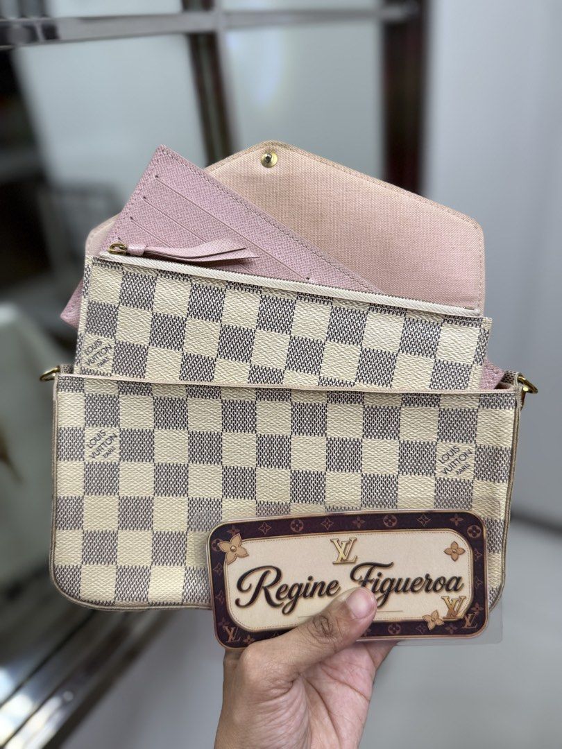 Authentic LV pochette felicie azur (Category: Cross-body Bags) located in Manila. Submitted by reg08 (Listing ID 1463856510, Image 3). Description: With inserts.