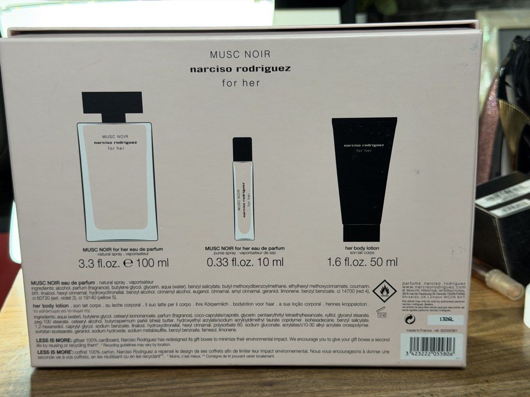 Authentic Narciso Rodriguez Musc Noir EDP Set (Category: Fragrance & Deodorants) located in Mandaluyong City. Submitted by elle_scent (Listing ID 1463937220, Image 2). Description: Last Price Posted Set includes: * 🌸 Musc Noir for Her Eau de Parfum – 100ml * 🌸 Musc Noir for Her Eau de Parfum – 10ml travel spray * 🖤 Musc Noir for Her Body Lotion – 50ml Fragrance: feminine, sensual, soft and musky with a warm, sophisticated character. Perfect fo