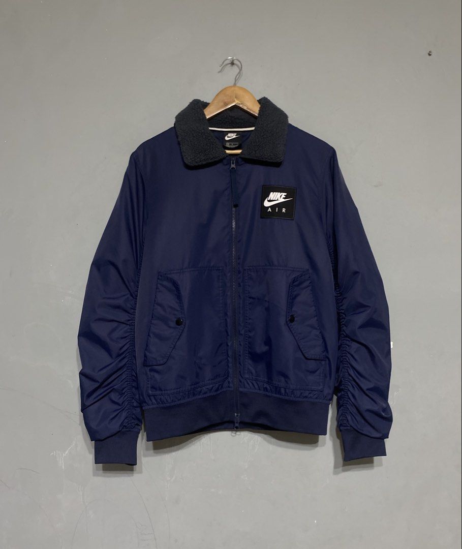 AUTHENTIC NIKE BOMBER JACKET FULL ZIP (Category: Coats, Jackets and Outerwear) located in Antipolo. Submitted by treasurethings02 (Listing ID 1463749392, Image 2). Description: EXCELLENT TO BRAND NEW CONDITION COLOR RATE 10/10 FLAWLESS DIMENSIONS 24W-27L BOXY DIAMOND STICTHS SUPER NICE NETO PWEDE SA MASELAN PHOTO DETAILS 🙏.