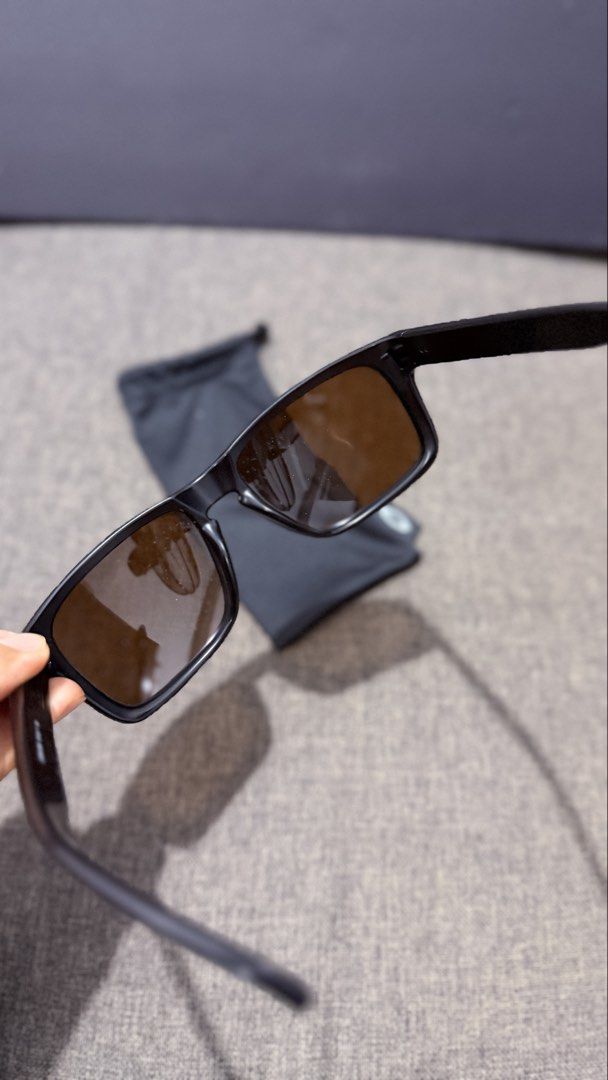 Authentic Oakley Fire and Ice Sunglasses (Category: Sunglasses & Eyewear) located in Mandaluyong City. Submitted by raysalt (Listing ID 1463920319, Image 3). Description: - Brand: Oakley - Model: Fire and Ice collection - Frame Color: Black with orange accents - Lens Color: Brown - Includes: Soft black pouch - Condition: Great for sunny days - Reason for Selling: Received a new pair For fast transaction pm is the key or you can txt/call me throug