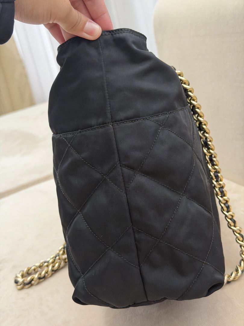 Authentic Prada Chain Tote Bag (Category: Luxury Bags & Wallets) located in Manila. Submitted by maria_2326 (Listing ID 1463909558, Image 3). Description: Prada Vintage Chain Tote Bag 💯% Authentic W/ certificate of authentication and free bag organizer only Can fit up to 15” laptop No lowballing! Location: Manila/QC.