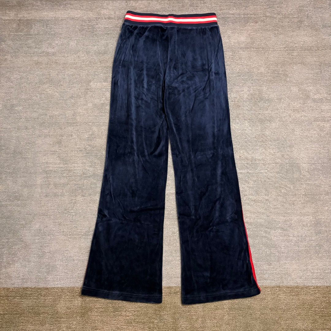 Baby Phat Jean Co Track Pants (Category: Other Bottoms) located in Calamba. Submitted by bermuda.ph (Listing ID 1463768796, Image 2). Description: .