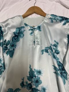 (Category: ) located in . Submitted by FA.CLOSET (Listing ID 1463894883, Image 1). Description: .