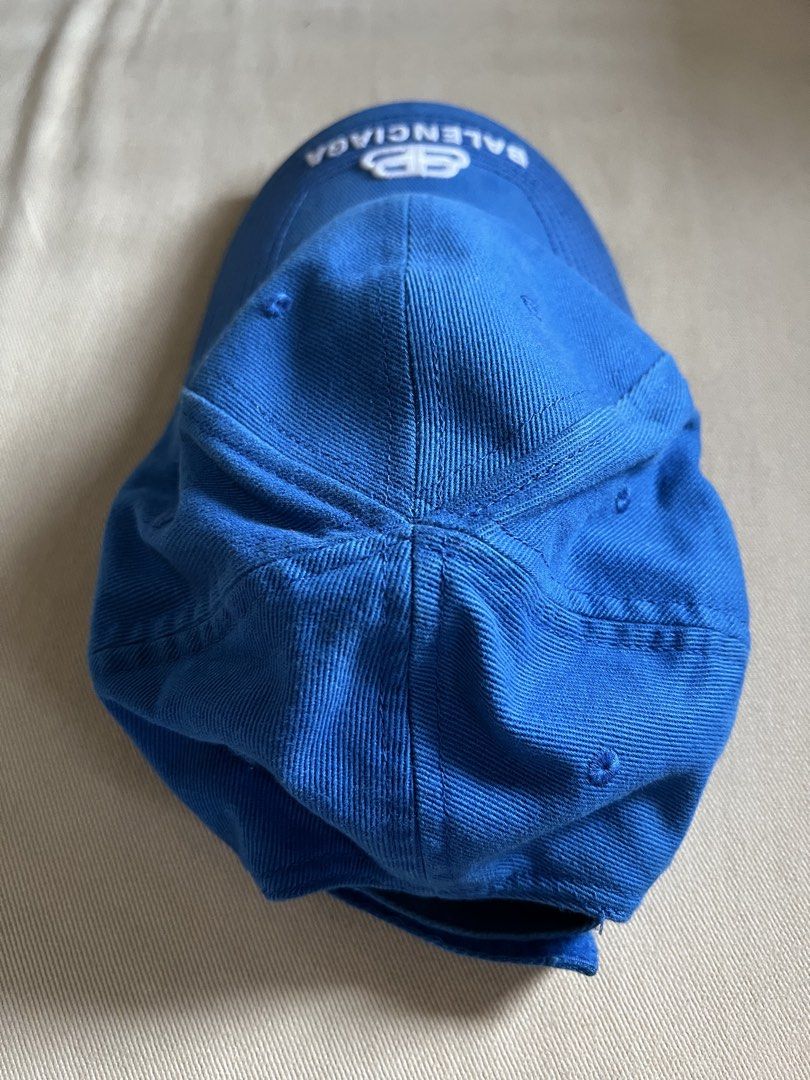 Balenciaga Blue Logo Baseball Cap (Category: Caps & Hats) located in Manila. Submitted by kanghaee (Listing ID 1463805090, Image 2). Description: - Authentic Balenciaga logo cap - Size 58L - Negotiable - Open for trades - Pm for more info 😊.