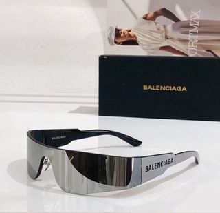 （分類：）位於 。 由 britneyeve27253 提交（商品編號 1463903639，圖片 1）。簡介： 。