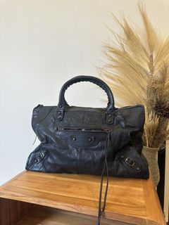 (Kategori: ) berada di . Dikirim oleh maisonclassie (ID iklan 1463826444, Gambar 1). Deskripsi: .