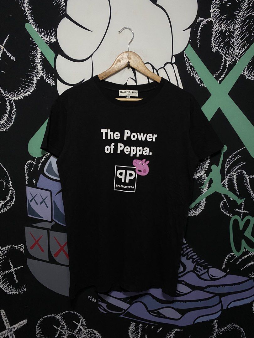 BALENCIAGA X PEPPA🖤 (Category: Tshirts & Polo Shirts ) located in Tabaco. Submitted by goodyshit.9 (Listing ID 1463807225, Image 2). Description: BALENCIAGA X PEPPA🖤 EXCELLENT CONDITION✅ NO ISSUE📌 COLOR RATE 9.8/10 21/29 .