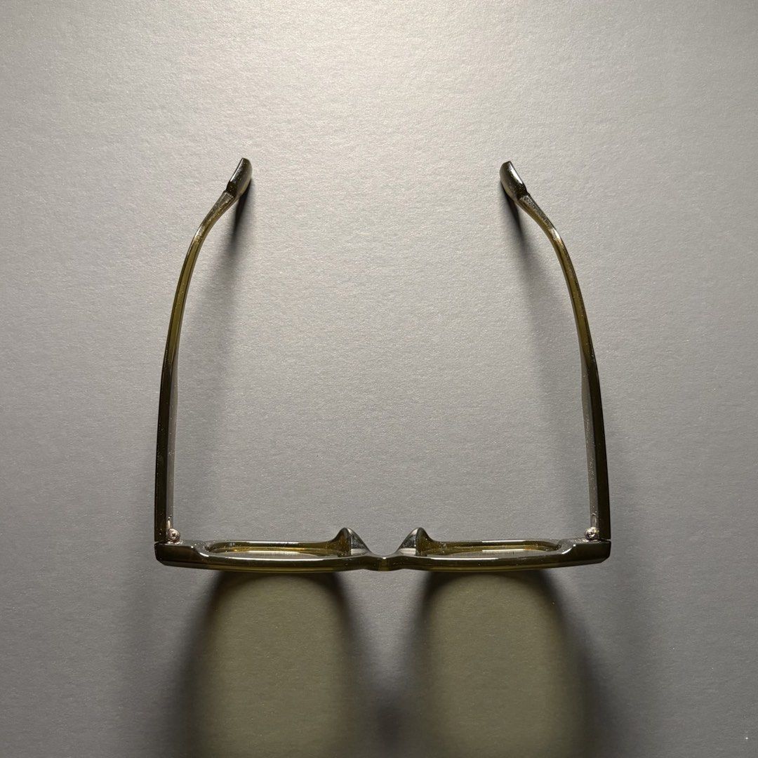 baobab rectangular eyeglasses in reed (pickle) (Category: Sunglasses & Eyewear) located in Las Pinas. Submitted by artloversun (Listing ID 1463810969, Image 3). Description: baobab eyeglasses in the reed style and pickle color way. with olive green-tinted lenses originally bought in nov 2024 selling low bc decluttering (and the glasses don’t really fit my head shape and size) mop: gcash/bank transfer qr (no refunds please. thank you!) delivery: l