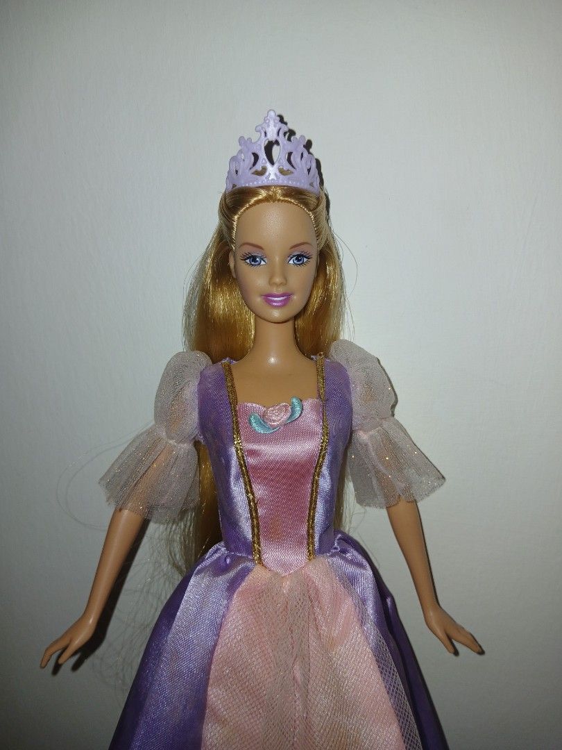 Barbie Rapunzel fantasy tale indonesia (Category: Kids Toys) located in Subic. Submitted by frncnjntmr22 (Listing ID 1463917913, Image 1). Description: flaw on left hand parang chinew i bought it same like that. rebody mo kung maarte ka yung ang sagot. "ignore & pass sa barat at maaarte perpeksyunista lumayas.".