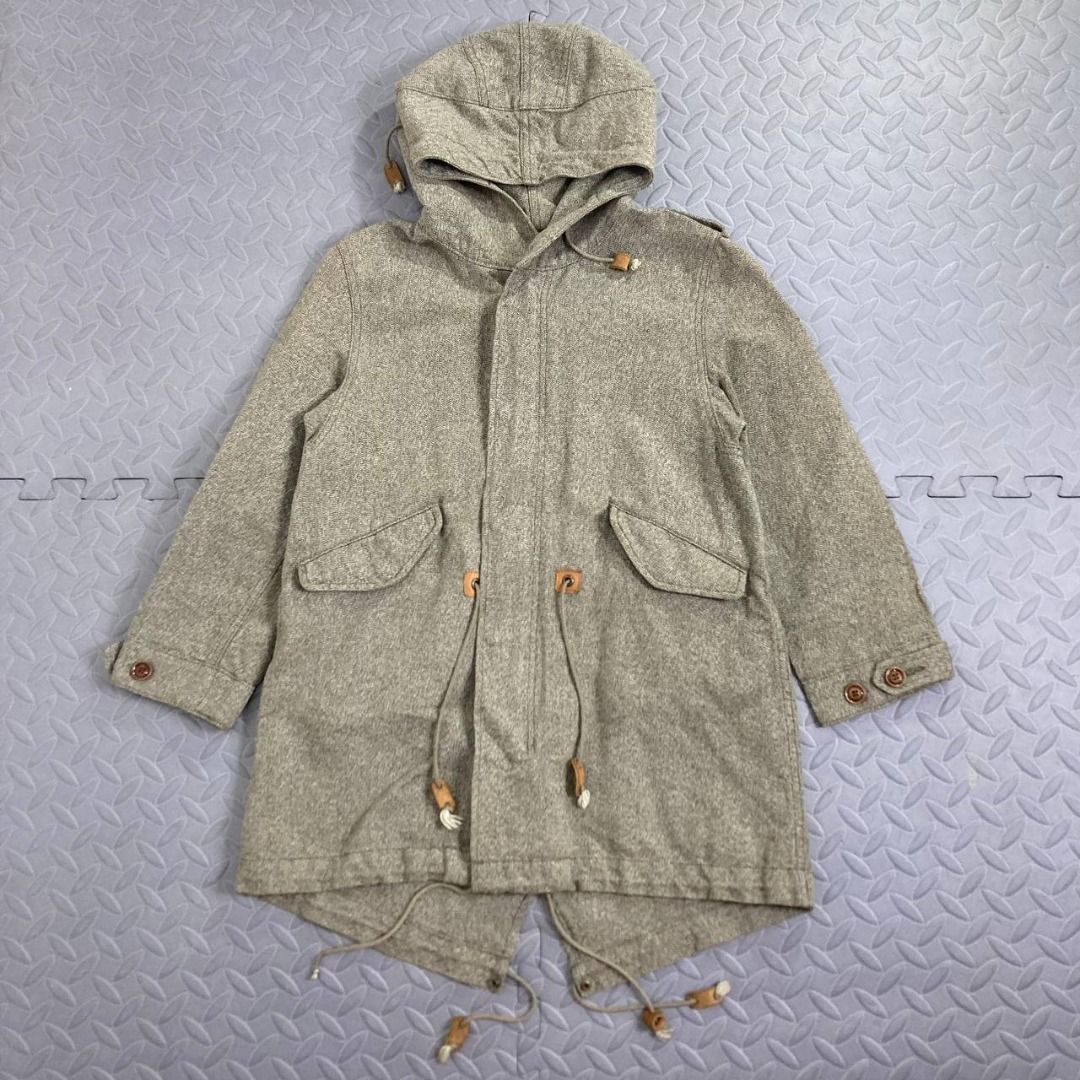 Beautiful People – S/S12 Fishtail Parka (Category: Coats, Jackets and Outerwear) located in Quezon City. Submitted by archived.g (Listing ID 1463921610, Image 1). Description: Beautiful People – S/S12 Fishtail Parka - Brand: Beautiful People Made in: Japan Year: Spring/Summer 2012 Material: Cotton, Linen, Cowhide leather Color: Beige khaki Marked size: 140 Sizing: XS-S Measurements (laid flat): Shoulders: 14.5" Sleeves: 18.5” Width: 17.5” Hem: 20