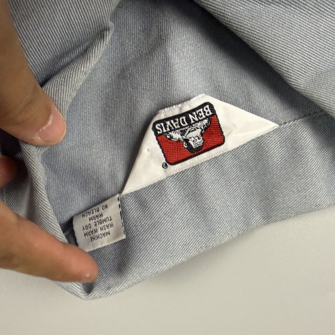 Ben Davis Work Shirt Short Sleeve Grey (Category: Tshirts & Polo Shirts ) located in Cavite. Submitted by epiboie (Listing ID 1463831955, Image 3). Description: Ben davies quarter zip Size XXXL 28x31 Color rate: 9.5/10 excellent condition No issue 2180 - .