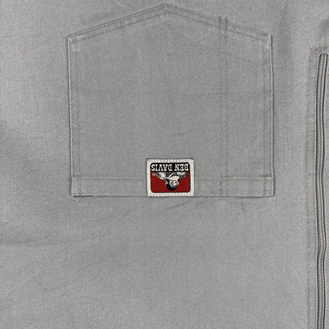 Ben Davis Work Shirt Short Sleeve Grey (Category: Tshirts & Polo Shirts ) located in Cavite. Submitted by epiboie (Listing ID 1463831955, Image 2). Description: Ben davies quarter zip Size XXXL 28x31 Color rate: 9.5/10 excellent condition No issue 2180 - .