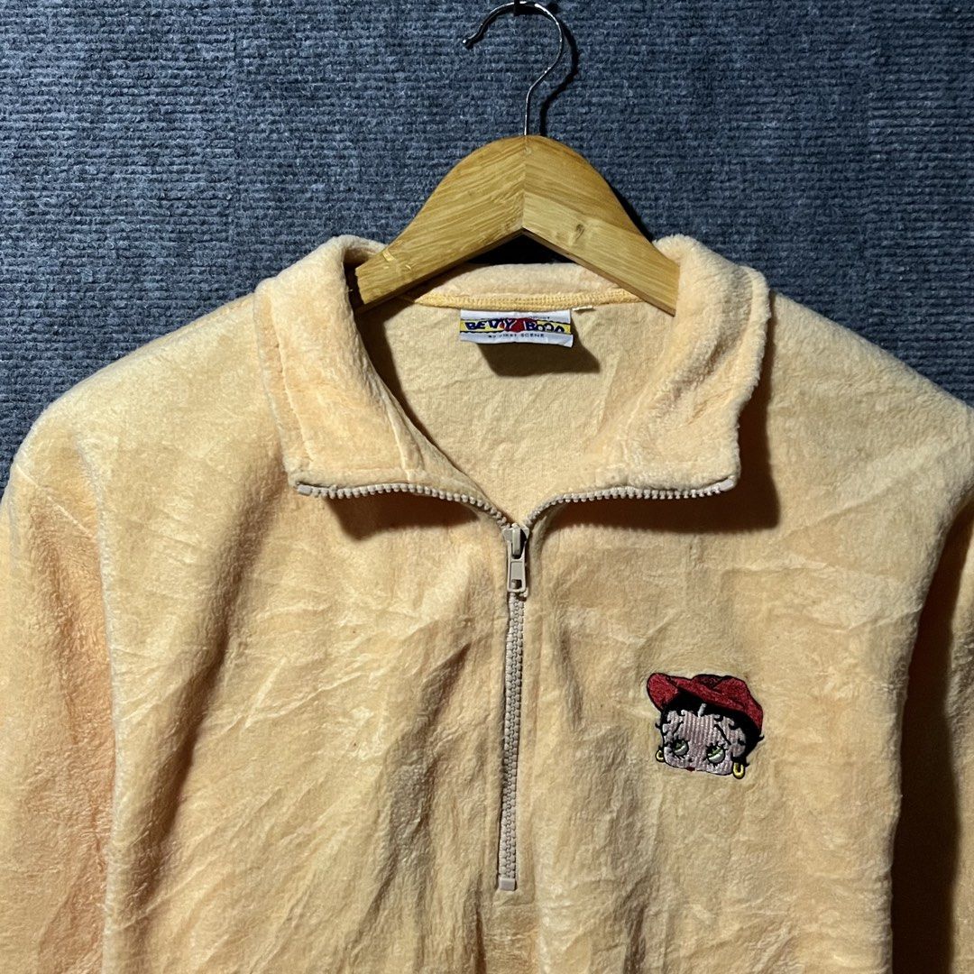 BETTY BOOP QUARTER ZIP (Category: Activewear) located in Naga. Submitted by goodfinds_only.v1 (Listing ID 1463772423, Image 2). Description: FOR SALE -BETTY BOOP QUARTER ZIP SIZE:MEDUIM MEASUREMENTS WIDTH:21 INCHES LENGTH:27 INCHES COLOR RATE:10/10 COLOR MAY VARY DUE TO LIGHTNING EXCELLENT CONDITION NO FLAWS DM ME TO PURCHASE! LOCATION:NAGA CITY BICOL.