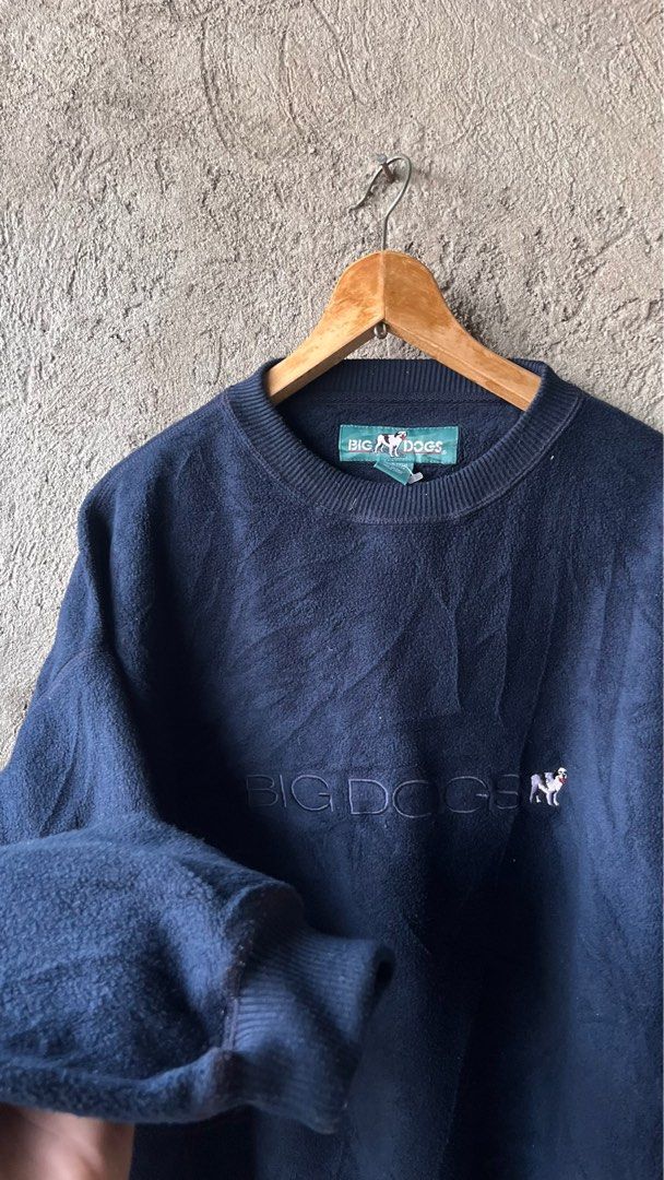 Big Dogs Navy Blue Sweatshirt (Category: Coats, Jackets and Outerwear) located in Cabuyao City. Submitted by kisyana (Listing ID 1463894261, Image 2). Description: .