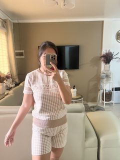 (Category: ) located in . Submitted by liamandmommycloset (Listing ID 1463784486, Image 1). Description: .
