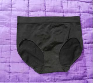 (Category: ) located in . Submitted by vanilla_sandalwood (Listing ID 1463790872, Image 1). Description: .