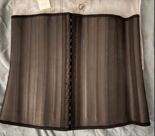 (Category: ) located in . Submitted by stashyyfinds (Listing ID 1463838353, Image 1). Description: .