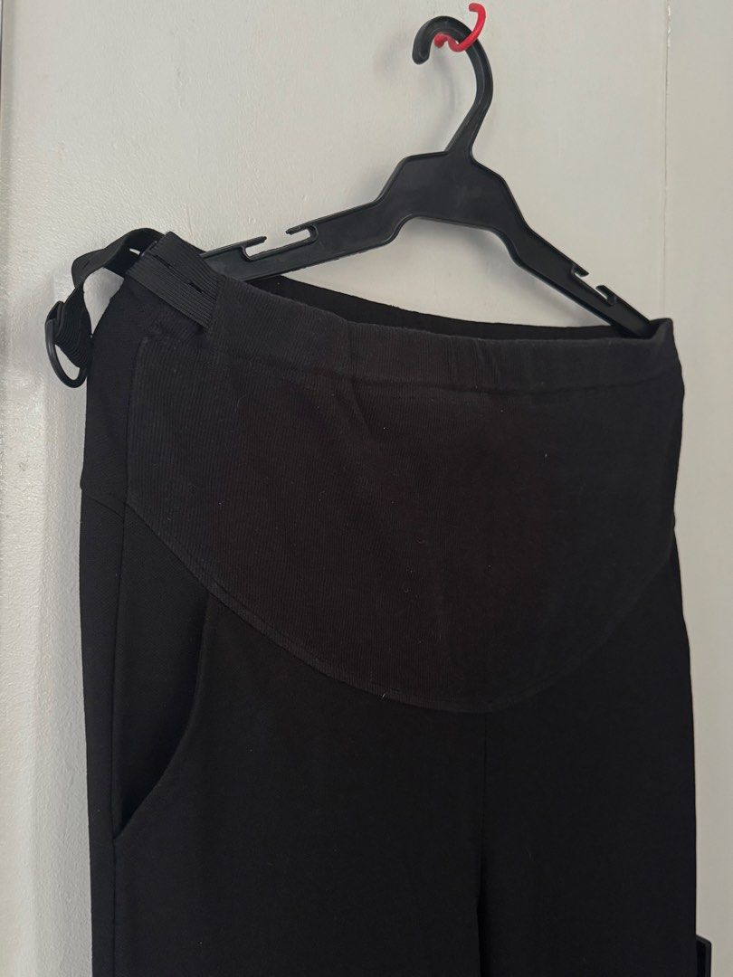 Black Maternity Pants with Adjustable Waistband (Category: Maternity wear) located in Mandaluyong City. Submitted by yladelarosa (Listing ID 1463770275, Image 2). Description: - Comfortable black maternity pants - Soft, stretchy panel for growing belly - Adjustable elastic waistband for a perfect fit - Classic straight leg cut - Ideal for everyday wear throughout pregnancy.