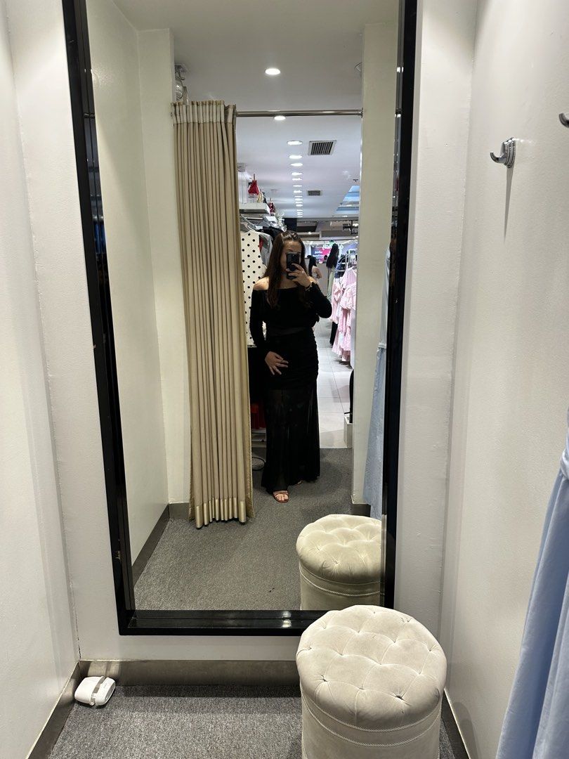Black Off-Shoulder Sheer Maxi Dress (Category: Dresses) located in Quezon City. Submitted by marie_marie_marie (Listing ID 1463764005, Image 2). Description: - Black off-shoulder maxi dress - Features sheer paneling - Ruched detailing for a flattering silhouette - Long sleeves - Ideal for evening events, parties, or special occasions - Comfortable and stylish fit.