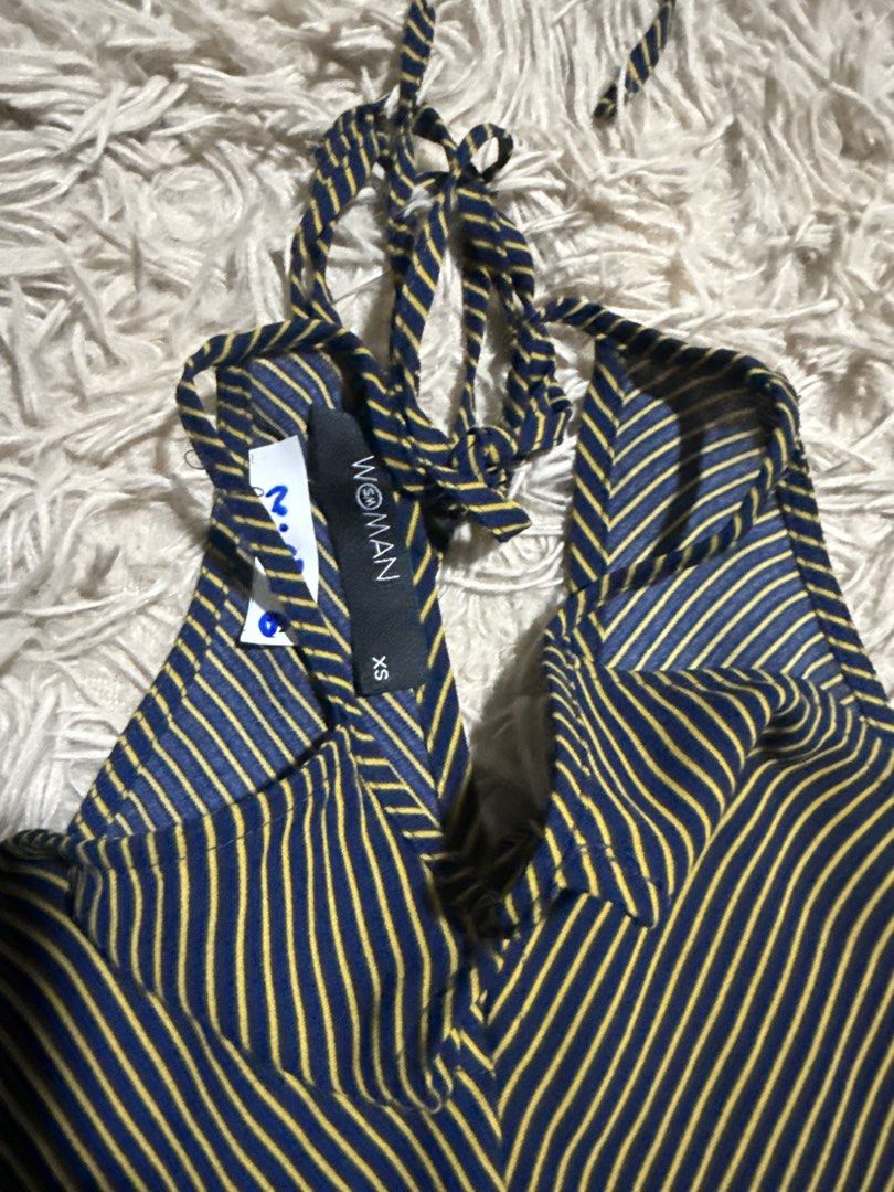Blouse woman brand (Category: Announcements) located in Makati City. Submitted by lynrtw (Listing ID 1463858030, Image 2). Description: Like new.