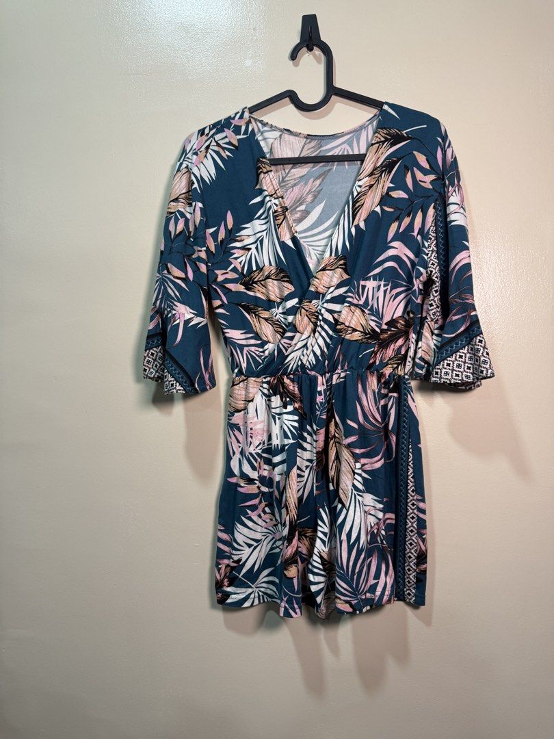 blue green printed romper (Category: Rompers) located in Quezon City. Submitted by fashionifywardrobe8899 (Listing ID 1463931759, Image 1). Description: .