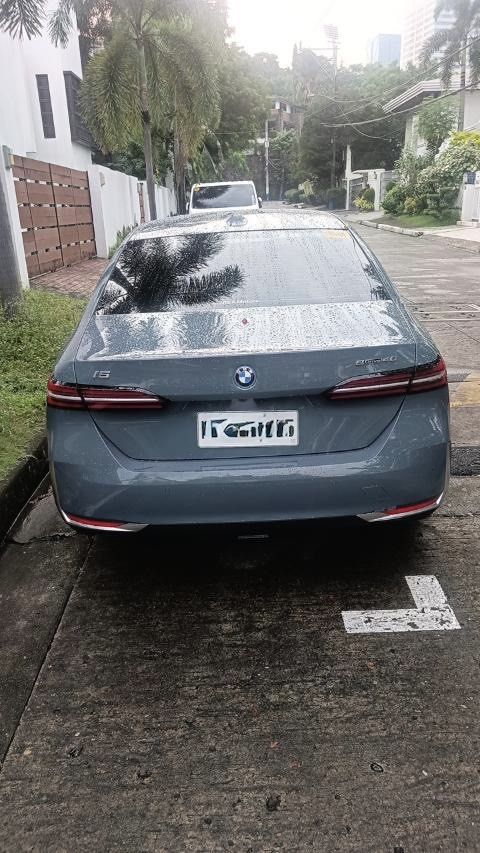 BMW i5 Full EV Auto (Category: Used Cars) located in Pasig City. Submitted by fcmau (Listing ID 1463826687, Image 2). Description: Like new BMW i5; barely used; less than 2k kilometers.