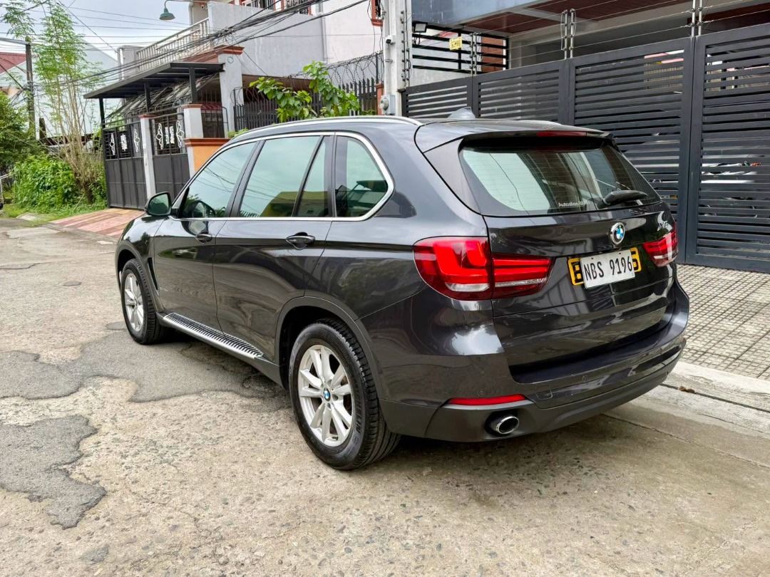 BMW X5 Xdrive 2.5d Auto (Category: Used Cars) located in Pasig City. Submitted by denciosautohaus (Listing ID 1463858100, Image 3). Description: More pictures and reviews at Facebook Page - Dencio’s Auto Haus. 2018 Bmw X5 Diesel Awd A/T 19tkms Only. Very low mileage. Full Casa Records. New PMS at Bmw as well (Aug 2026) Complete with Owners Manual, Booklets, Duplicate Remote Key, etc. 1.575M Neg. 📞 0917-8807881..