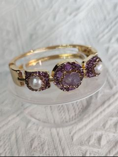 (Category: ) located in . Submitted by fairy_loots (Listing ID 1463452968, Image 1). Description: .
