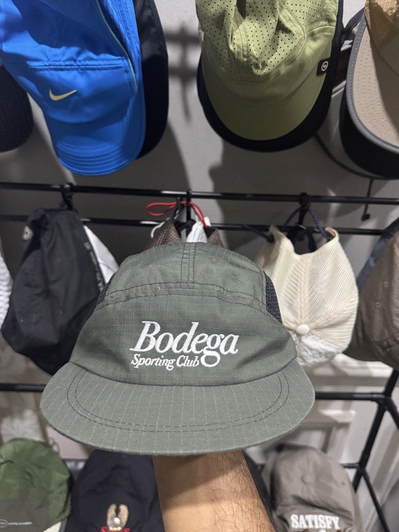 Bodega running cap (Category: Cap & Hats) located in Alor Setar. Submitted by hasrulshafiq (Listing ID 1463892421, Image 1). Description: Cap bodega Condition 9.5/10.