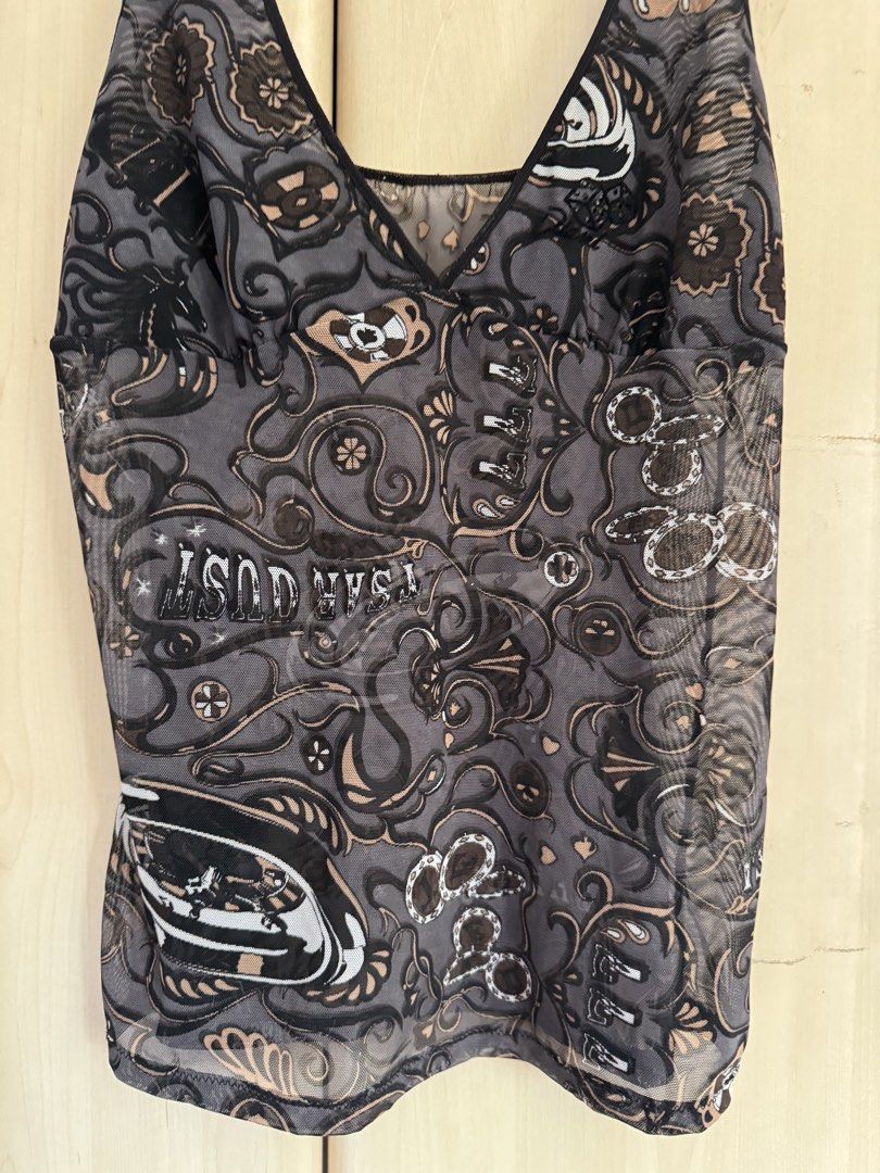 BRANDLESS GOTHIC VERY STRETCHY ADJUSTABLE STRAPS SEXY TOP (Category: Sleeveless) located in Pasig City. Submitted by babyiceice (Listing ID 1463757580, Image 3). Description: NO MEETS UPS***NO TRADES***NO WHEN WORN PICTURE***NO MEASUREMENTS PLS READ THE DESCRIPTION CAREFULLY AND LOOK AT THE PICTURES POSTED, NO COMPLAINTS OR REFUND WILL BE ENTERTAINED WITH ANY OF THE FLAWS POSTED OR PICTURED. ALL SALES FINAL NO RETURN NO EXCHANGE NO REFUND BUYER P