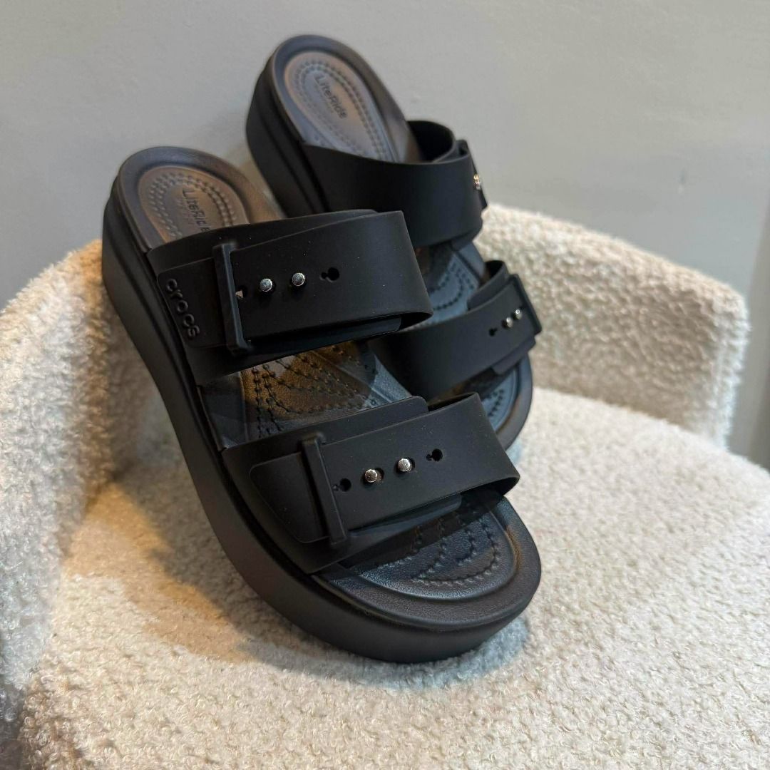 Brooklyn Sandals in Black (Category: Shoe inserts) located in Rizal. Submitted by hiraya16 (Listing ID 1463929598, Image 1). Description: Available Onhand ready to ship Sizes available? DM ✉️ J&T - Lalamove - LBC.
