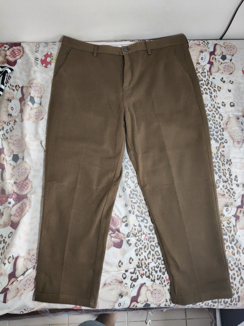 Brown Trouser (Category: Trousers) located in Lapu Lapu. Submitted by hooman422 (Listing ID 1463818673, Image 1). Description: Brown Trouser Smooth and Cotton Good Quality.