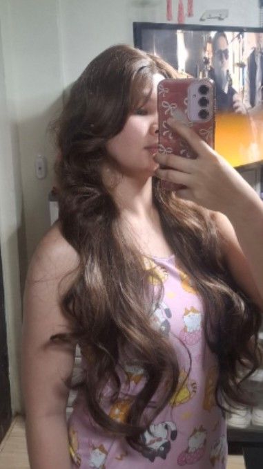 Seven Queen Curly Brown Wig (Category: Hair) located in Pasay City. Submitted by via.denny (Listing ID 1463750620, Image 3). Description: Used only once for photos Seven Queen Brand.