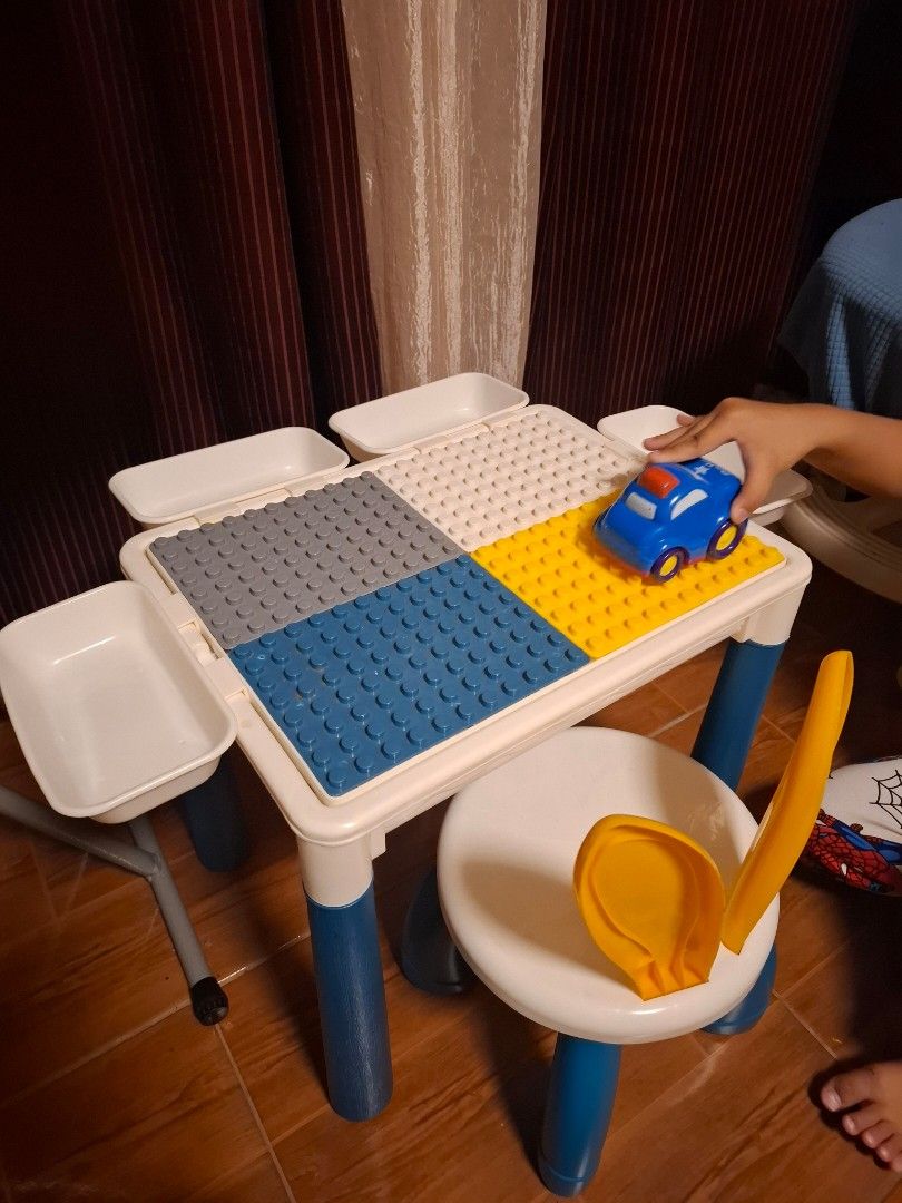 BUILDING BLOCKS TABLE & CHAIR SET (Category: Kids Tables & Chairs) located in Marikina City. Submitted by maderconsee (Listing ID 1463807480, Image 1). Description: seldom used can also be a study table what u see is what u get hindi ginagamit kaya benta nalang kasama na po ang mga lego assorted designs..